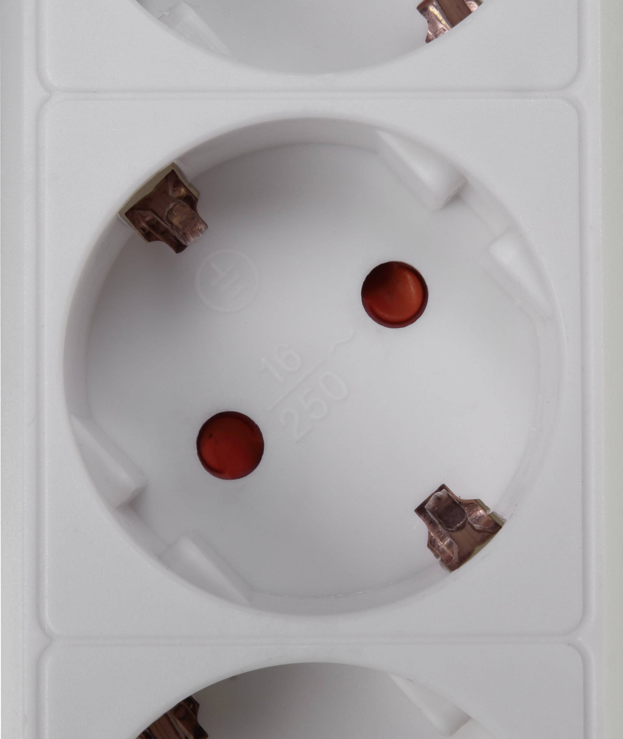 Power strip (+ switch) 6x White PG connector Cable length: 2.80 m Basetech 1593797-3