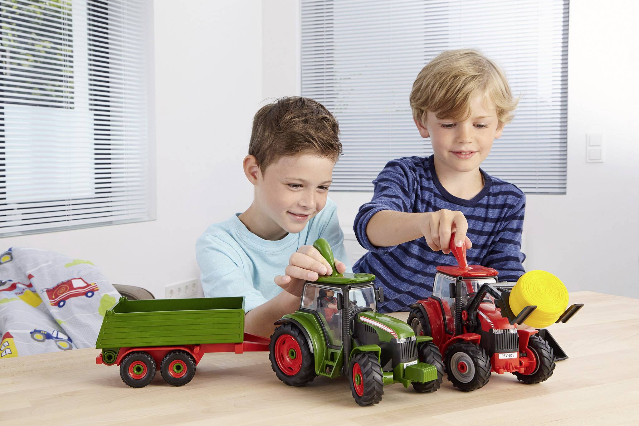 Revell 00815 Tractor assembly kit 1:20-11