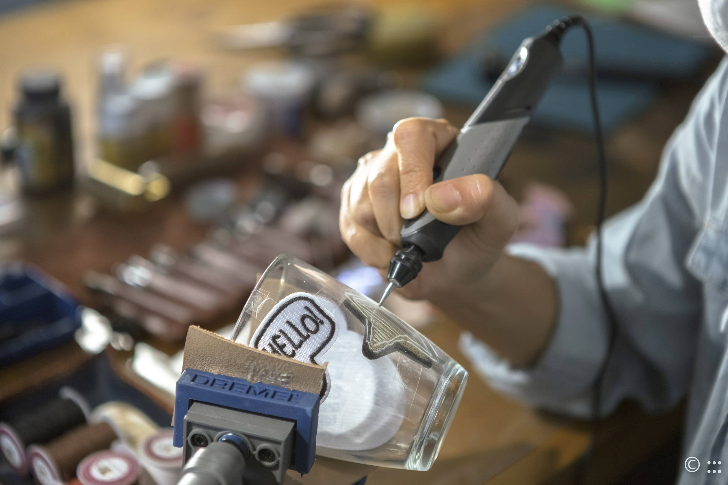 Dremel 2050-15 Stylo+ F0132050JA Multifunction tool 15-piece 9 W-9