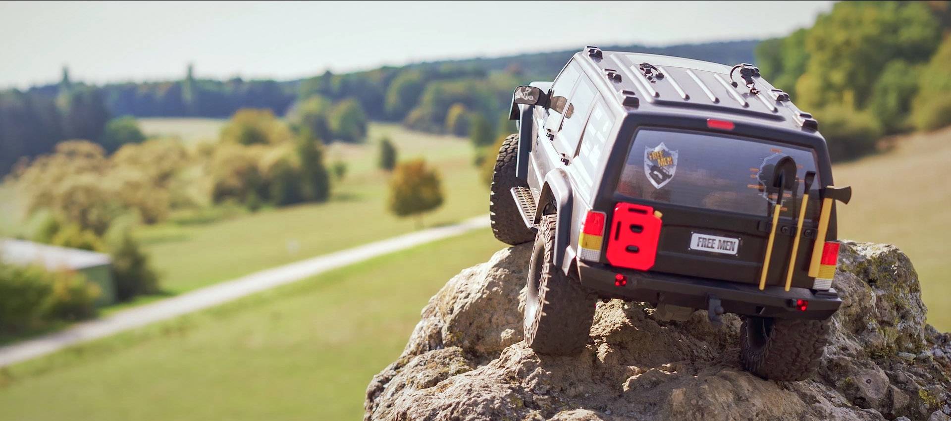 Reely Free Men RC model car 100% RtR-15