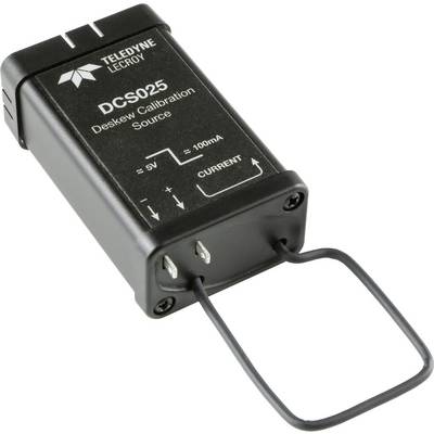 Black Teledyne LeCroy DCS025 device for deskew calibration. Shows voltage '≥5V', current '≥100mA' and connection terminals.