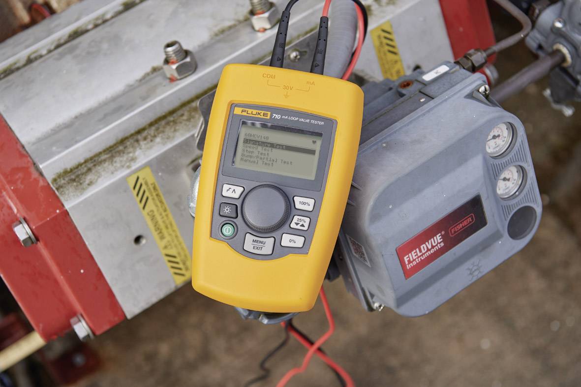 Fluke FLUKE-710 Calibrator Pressure, Voltage, Amperage