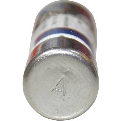 A cylindrical battery shows the letter 'A' on its top surface.