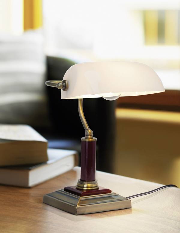 Brilliant Bankir 92679/31 Desk lamp HV halogen E-27 60 W Brass antique
