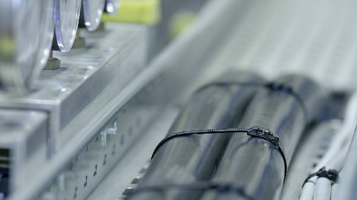 HellermannTyton 112-00013 LPH992 Cable tie 355 mm 9 mm Black Flat head, UV-proof 1 pc(s)-3