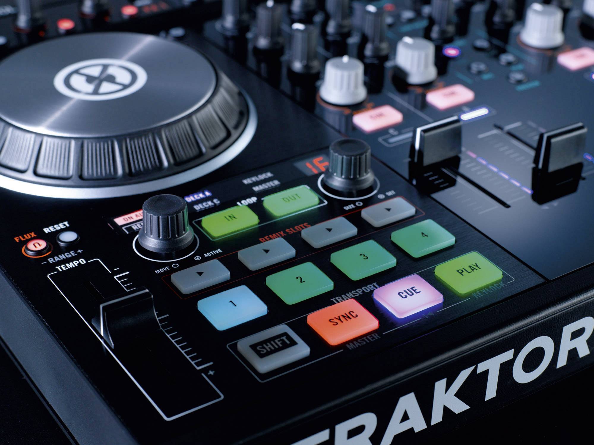 traktor dj kontrol s4