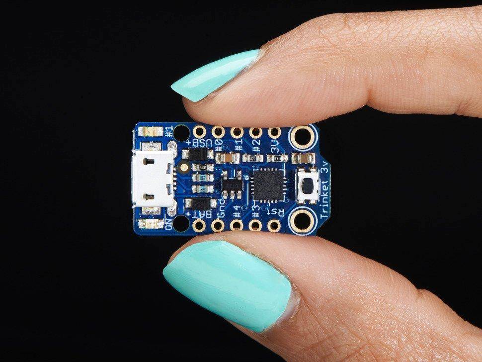 Adafruit 1500 PCB design board Adafruit Trinket - Mini Microcontroller - 3.3V Logic - MicroUSB AVR® ATtiny ATtiny85-2
