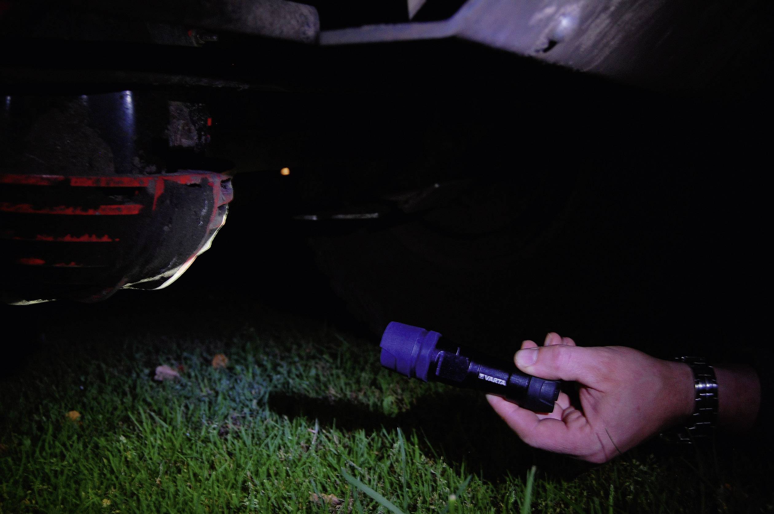 Varta Indestructible 1 W, 3 AAA LED (monochrome) Torch battery-powered 155 lm 19 h 137 g-6