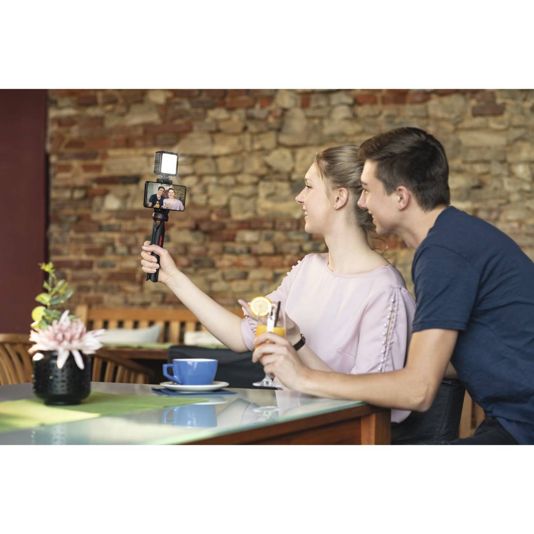 Hama Tripod 1/4" Working height=18 - 21 cm Black-1