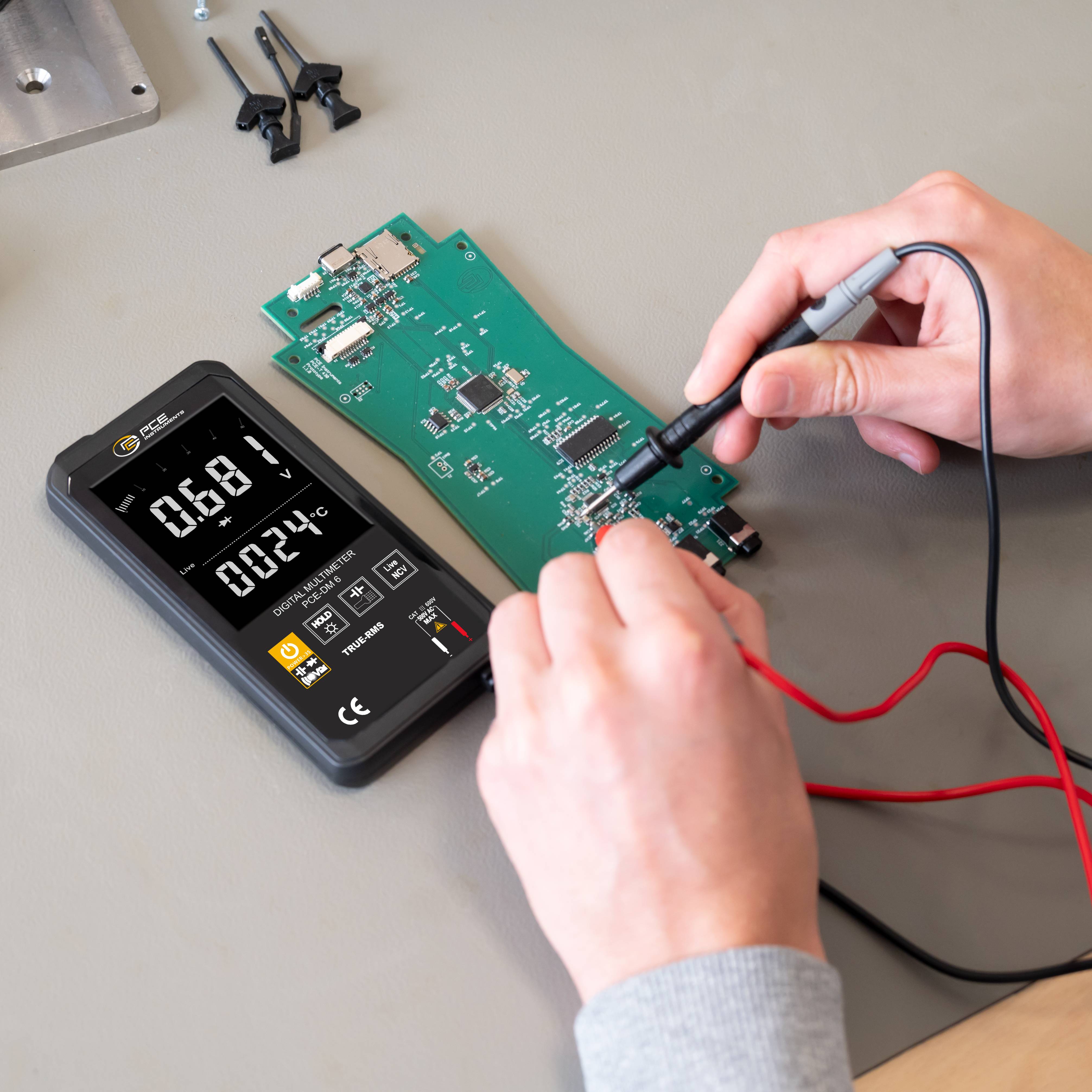 PCE Instruments PCE-DM 6 Handheld multimeter Digital Data logger CAT III 600 V Display (counts): 6000-5