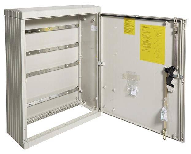 Hager ZAK101GA ZAK101GA Armario distribuidor de cables Pedestal enterrado Contenido 1 UD(S).