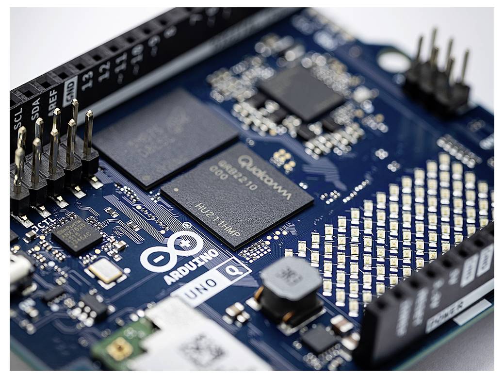 Joy-it Breadboard-Kit Arduino UNO Q 4 GB 4 x 2.0 GHz Arduino UNO incluido-4