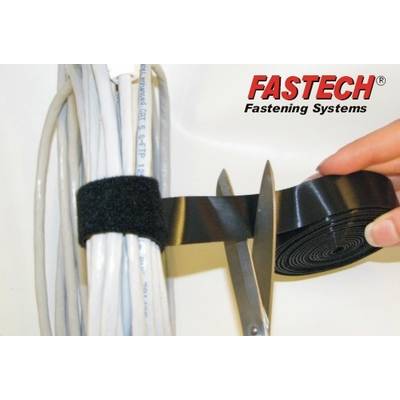 Un faisceau de câbles est attaché avec une bande auto-agrippante noire. Une paire de ciseaux coupe la bande. En haut à droite se trouve le logo 'FASTECH Fastening Systems'.