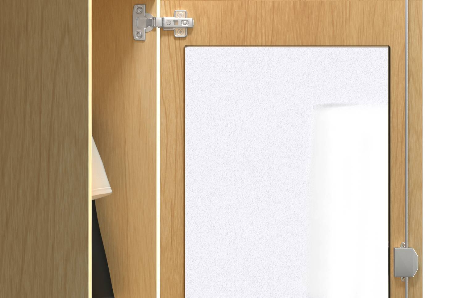 Porte en bois avec une grande affiche blanche vierge ou du papier affiché dessus, centré dans le cadre.