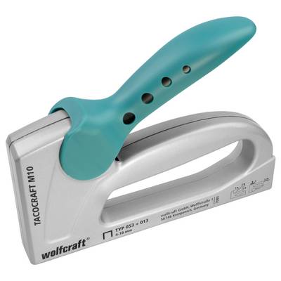 Un agrafeuse argentée avec une poignée verte, adaptée à l'utilisation de agrafes de 4 à 10 mm, fabriquée par Wolfcraft.