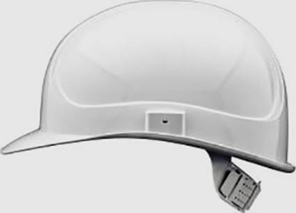 Un casque de sécurité blanc, couramment utilisé sur les chantiers de construction, avec une sangle réglable pour un maintien sûr.