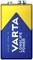 Une pile alcaline 9V de Varta avec un boîtier bleu et jaune, portant l'inscription 'Longlife Power'.