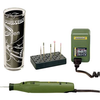 Un ensemble comprenant un outil de meulage Proxxon vert, son chargeur, un verre avec le logo 'Proxxon' et un support avec des accessoires de meulage.