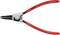 Pince à circlips Knipex rouge pour circlips intérieurs, plage de serrage de 19-60 mm, poignée ergonomique, adaptée aux travaux mécaniques.