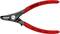 Une pince à circlips rouge Knipex, modèle 49 41 A01, adaptée pour des circlips de 3 à 10 mm, fabriquée en Allemagne.