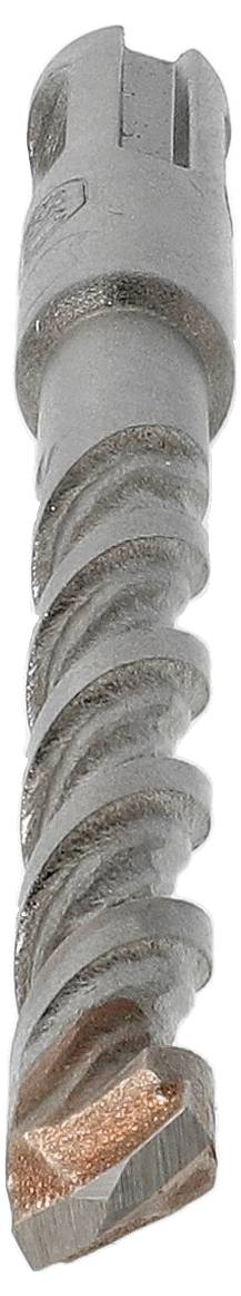 Gros plan d'une mèche de perceuse en spirale argentée avec une pointe de coupe de couleur cuivre usée sur un fond blanc.