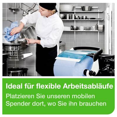 Cuisinière nettoyant un évier de cuisine ; en bas texte publicitaire : « Idéal pour des flux de travail flexibles. Placez notre distributeur mobile là où vous en avez besoin. »