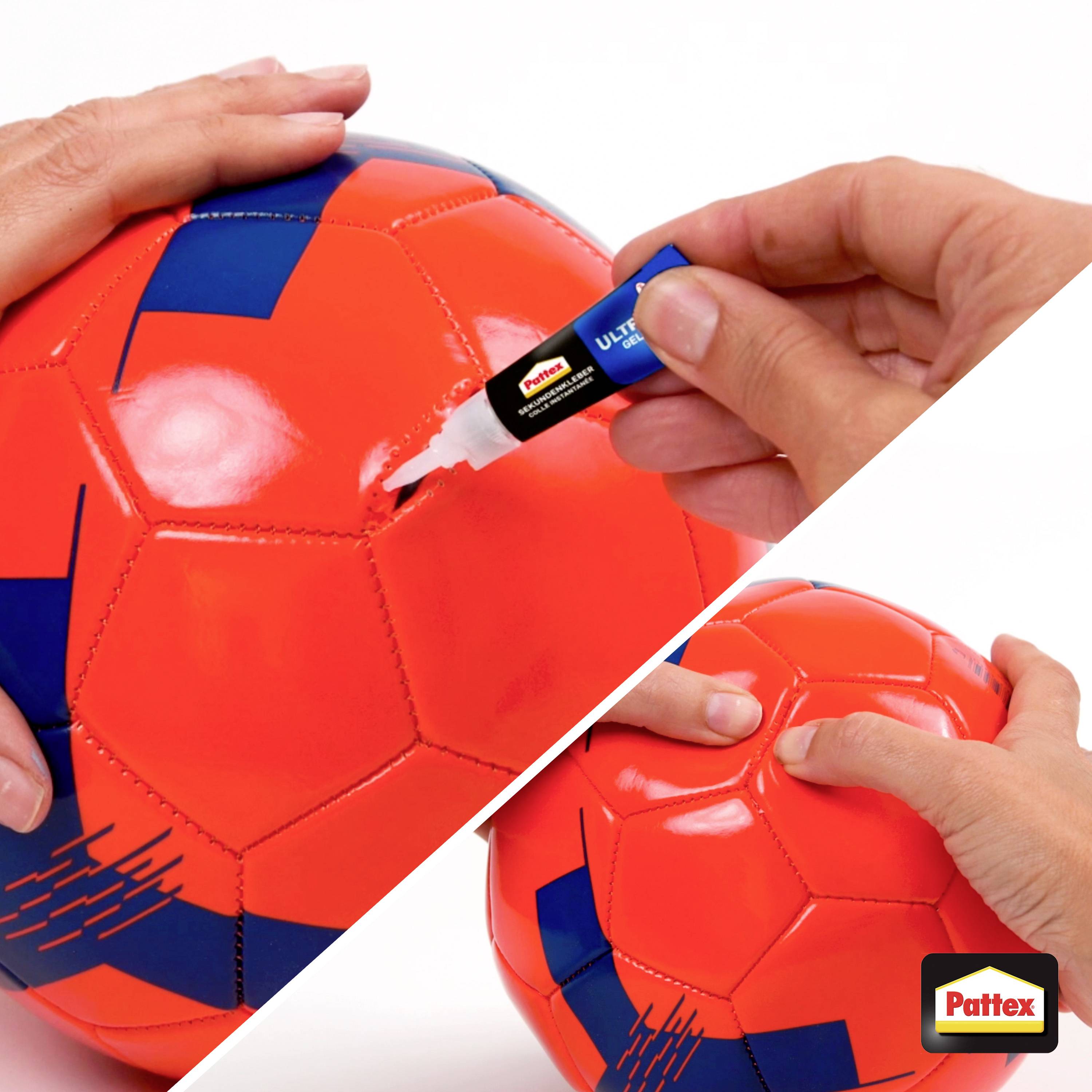 Un gros plan montre une personne appliquant de la colle pour boucher un trou sur un ballon de soccer orange. La bouteille de colle porte l'étiquette 'Pattex'.