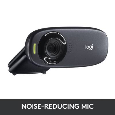 Une webcam noire avec microphone de "Logi", objectif de caméra et lumière verte, affichant le texte 'Microphone avec réduction de bruit'.