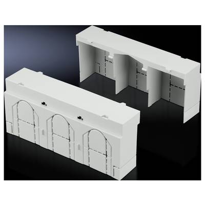 Deux composants en plastique blanc avec plusieurs ouvertures et connexions d'emboîtement. Ils sont posés sur un fond sombre.