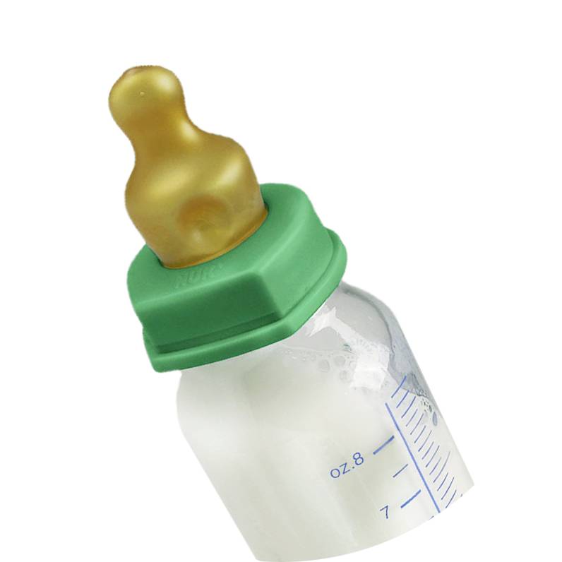 Biberon de lait avec tétine jaune et capuchon vert. Les graduations indiquent les mesures en onces.