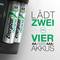 Deux piles AA dans un chargeur. Texte sur la droite : « Charge deux ou quatre batteries AA ou AAA ».