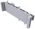 Pièce en plastique grise avec une base rectangulaire et des supports cylindriques. Elle présente une extension en forme de coin et plusieurs trous en surface supérieure.