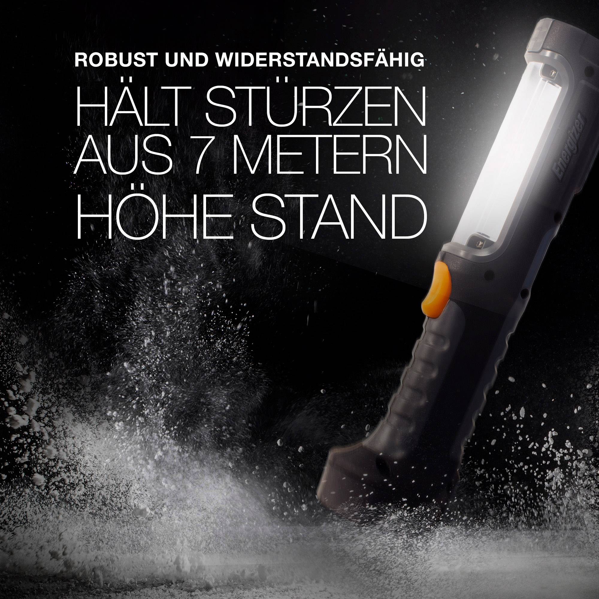Robuste et résistante, elle supporte des chutes de 7 mètres de hauteur. Lampe de poche éclaboussée par l'eau.