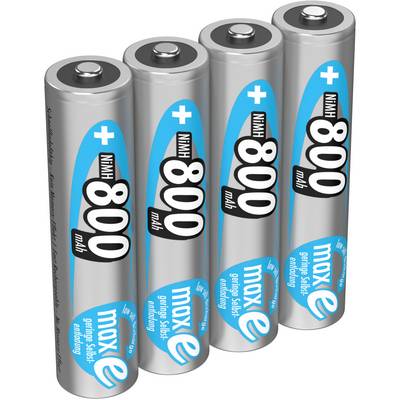 Quatre piles AA argentées côte à côte, chacune portant une inscription bleue « 800 mAh ».