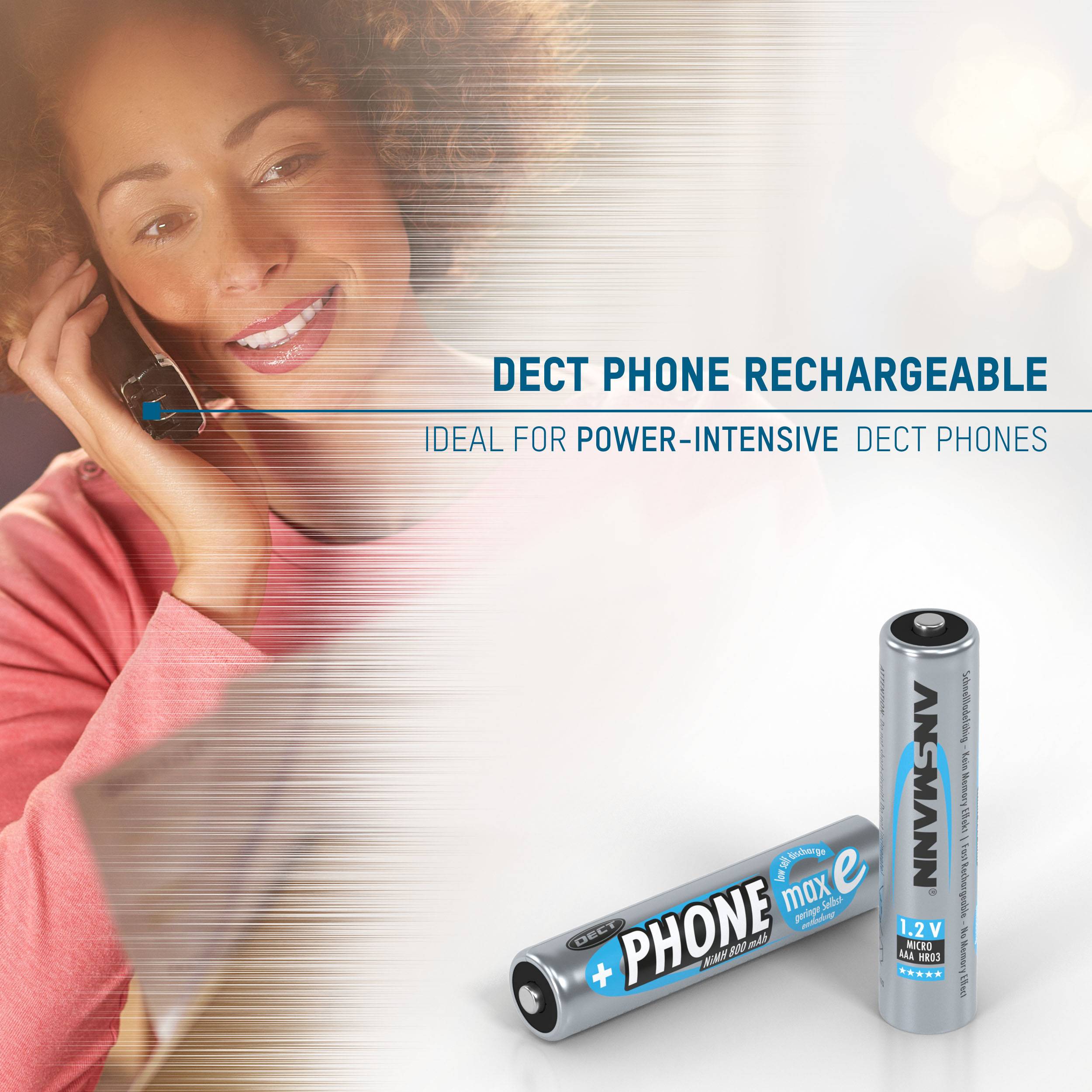 Une femme téléphone avec un téléphone DECT. Au premier plan, des batteries rechargeables pour téléphones DECT avec le texte « Idéales pour les téléphones DECT énergivores ».