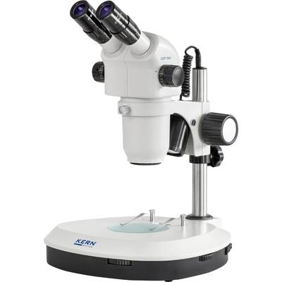 Microscope binoculaire avec réglage du grossissement sur fond blanc. Adapté pour des examens de laboratoire ou scientifiques.