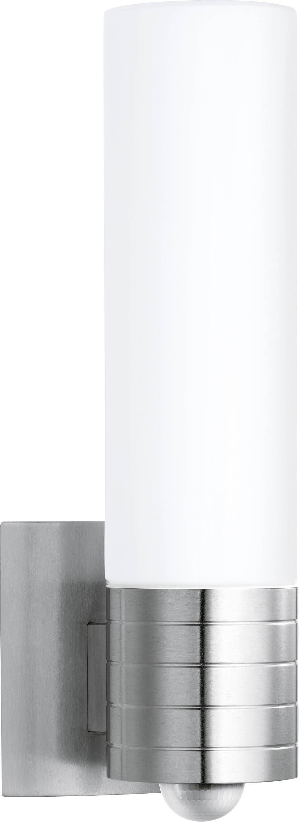 Gros plan d'une applique murale cylindrique en acier inoxydable montée au mur avec un diffuseur blanc givré, présenté sur un fond blanc.