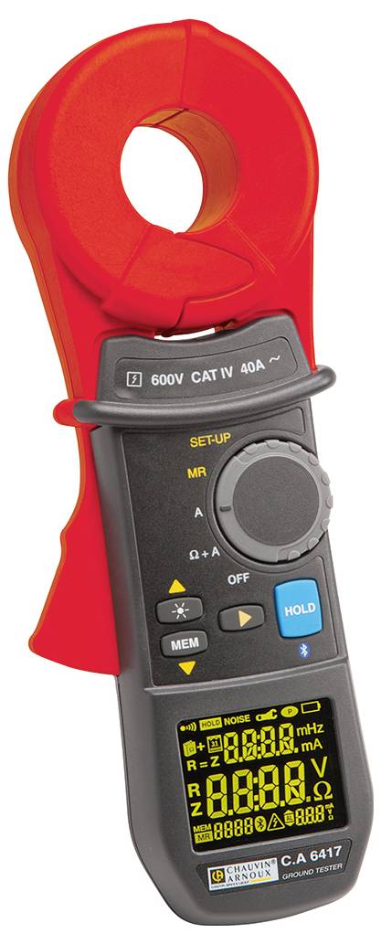 Un multimètre ampèremétrique avec fonction pince, affichage de la tension et de l'intensité du courant, boîtier noir avec poignée rouge, numéro de modèle 'C.A 6417'.