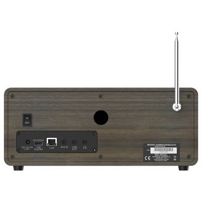 Un poste de radio numérique rétro avec un boîtier en bois et un panneau avant noir. Il affiche un écran digital indiquant 'Star Sat Radio' avec des commandes en dessous.