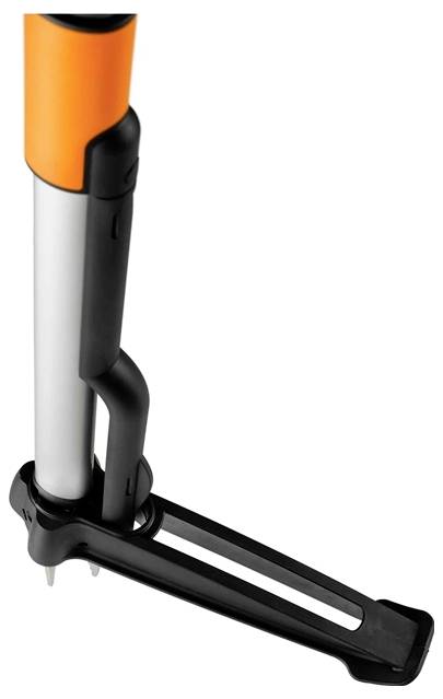 Canne de marche réglable avec une poignée orange et noire, dotée d'une base rétractable pour plus de stabilité et d'un design pliable pour un rangement facile.
