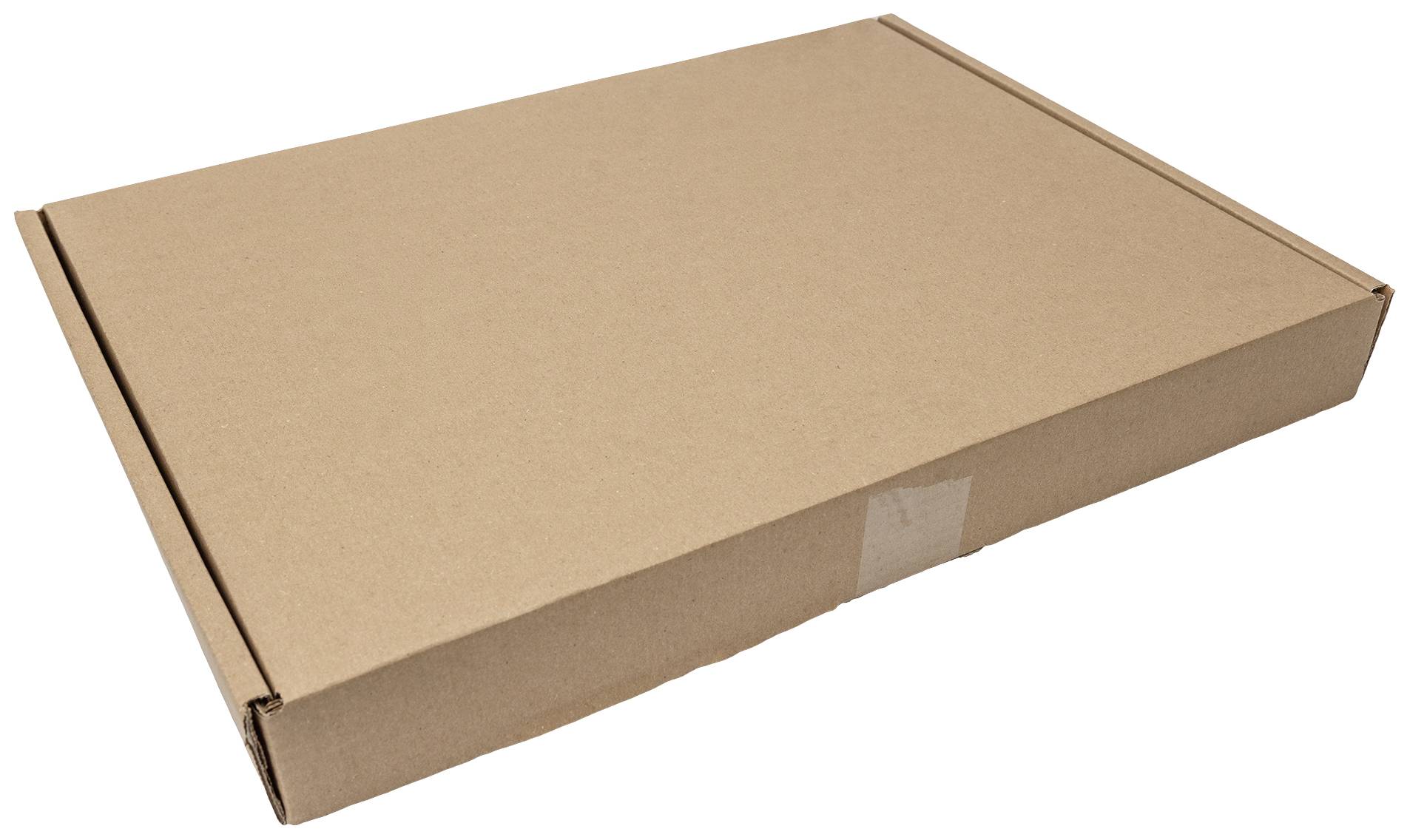 Boîte en carton plat et rectangulaire, faite de carton ondulé brun, fermée.