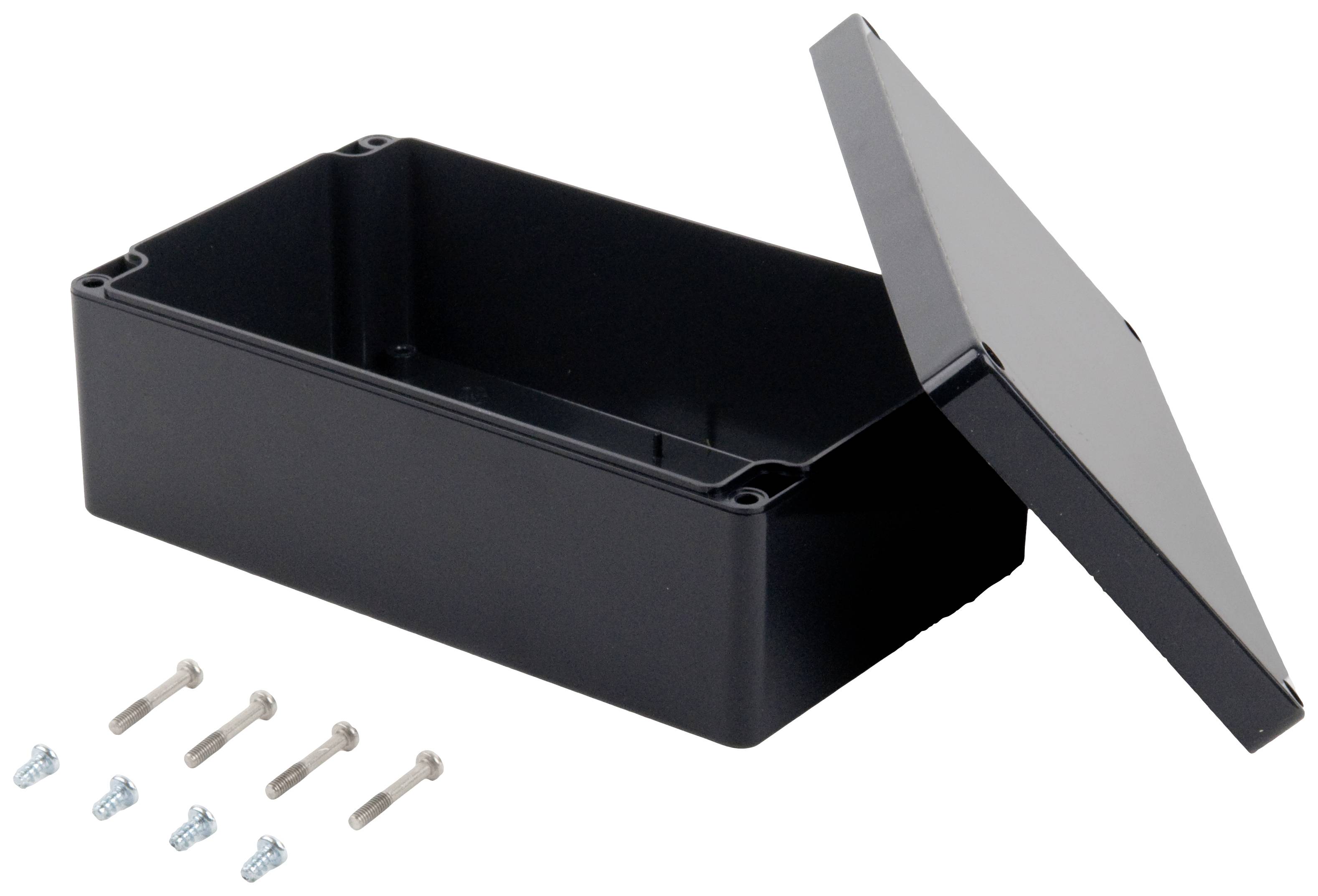 Boîtier en plastique noir rectangulaire, partiellement ouvert avec un couvercle amovible. Cinq vis à côté du boîtier.