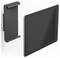 Support de tablette fixé au mur, à côté d'une tablette. Adapté pour une fixation stable des tablettes offrant une vue optimale.