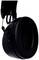 Casque audio noir à écouteurs circumauraux, pris de côté. Focus sur le coussin de l'écouteur. Aucun logo ou marquage visible.