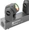 Deux projecteurs LED orientables sur un support portant l'inscription 'Cameo Hydrabeam 4000 RGBW', l'un d'eux émettant des couleurs arc-en-ciel.