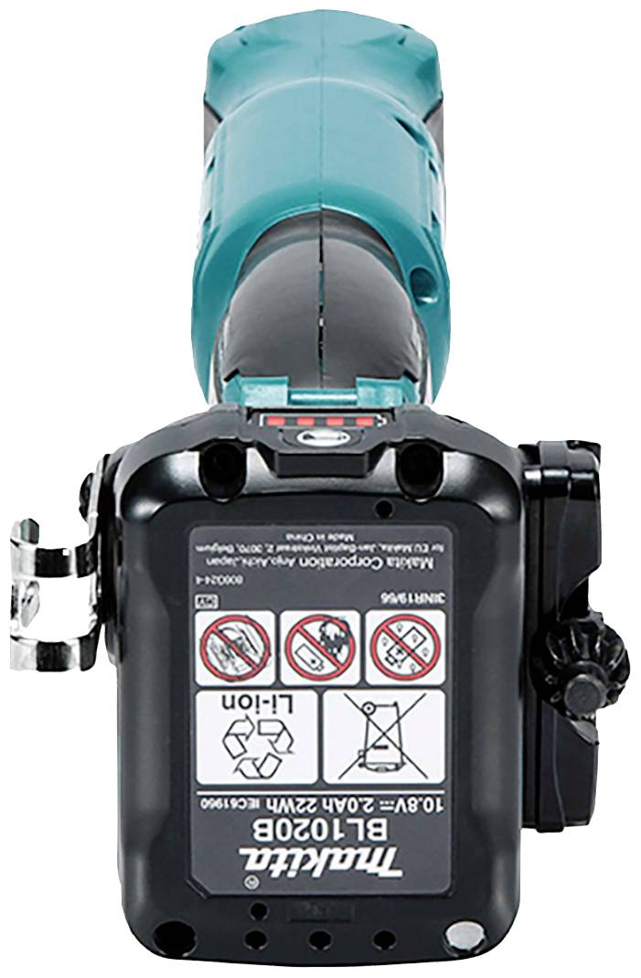 Une batterie Makita avec des spécifications techniques et des symboles d'avertissement sur l'étiquette.