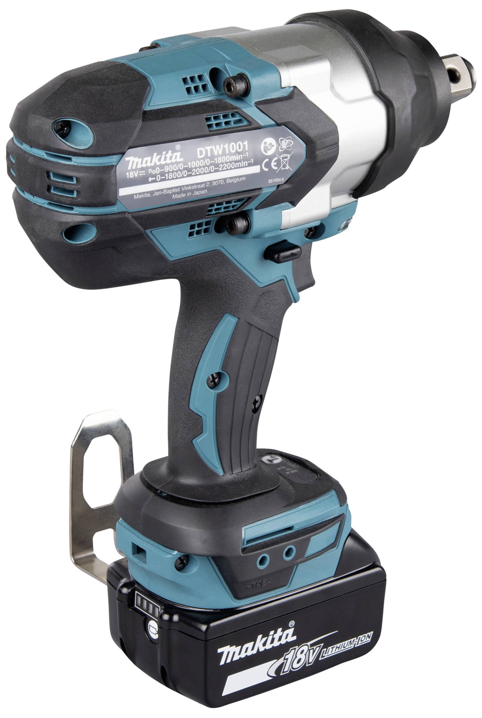 Visseuse à choc électrique Makita, modèle DTW1001, avec batterie 18V, coloris bleu et noir, adaptée aux travaux de vissage intensifs.