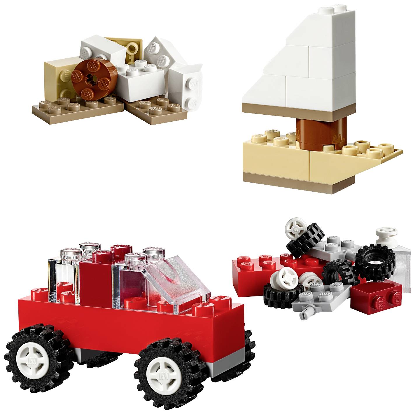 Voiture LEGO rouge avec des roues, plusieurs pièces de rechange à côté ; deux petits bâtiments LEGO en haut, l'un en beige et blanc, l'autre en marron et blanc.