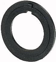 Anneau noir rond d'accessoire d'objectif de caméra, probablement une bague d'adaptation, isolé sur un fond blanc.