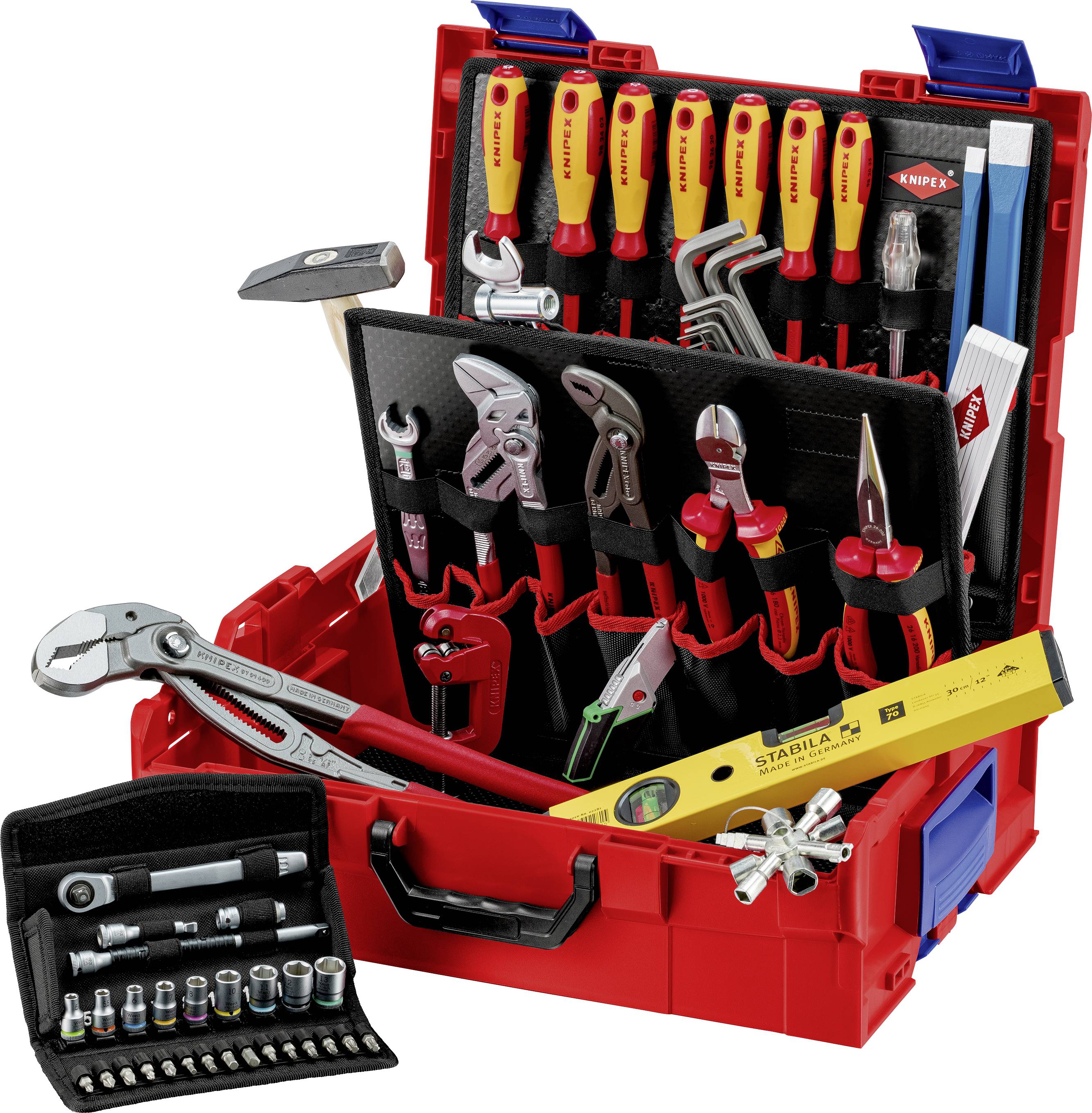 Boîte à outils rouge contenant divers outils manuels : tournevis, pinces, marteau, niveau à bulle et jeu de clés à douille.